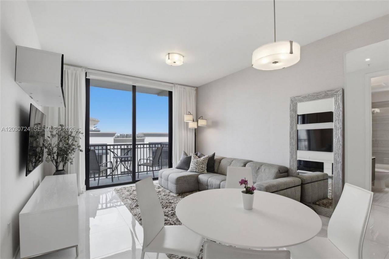 301 Altara Ave, Unit LPH902, Coral Gables, FL 33146 Photo