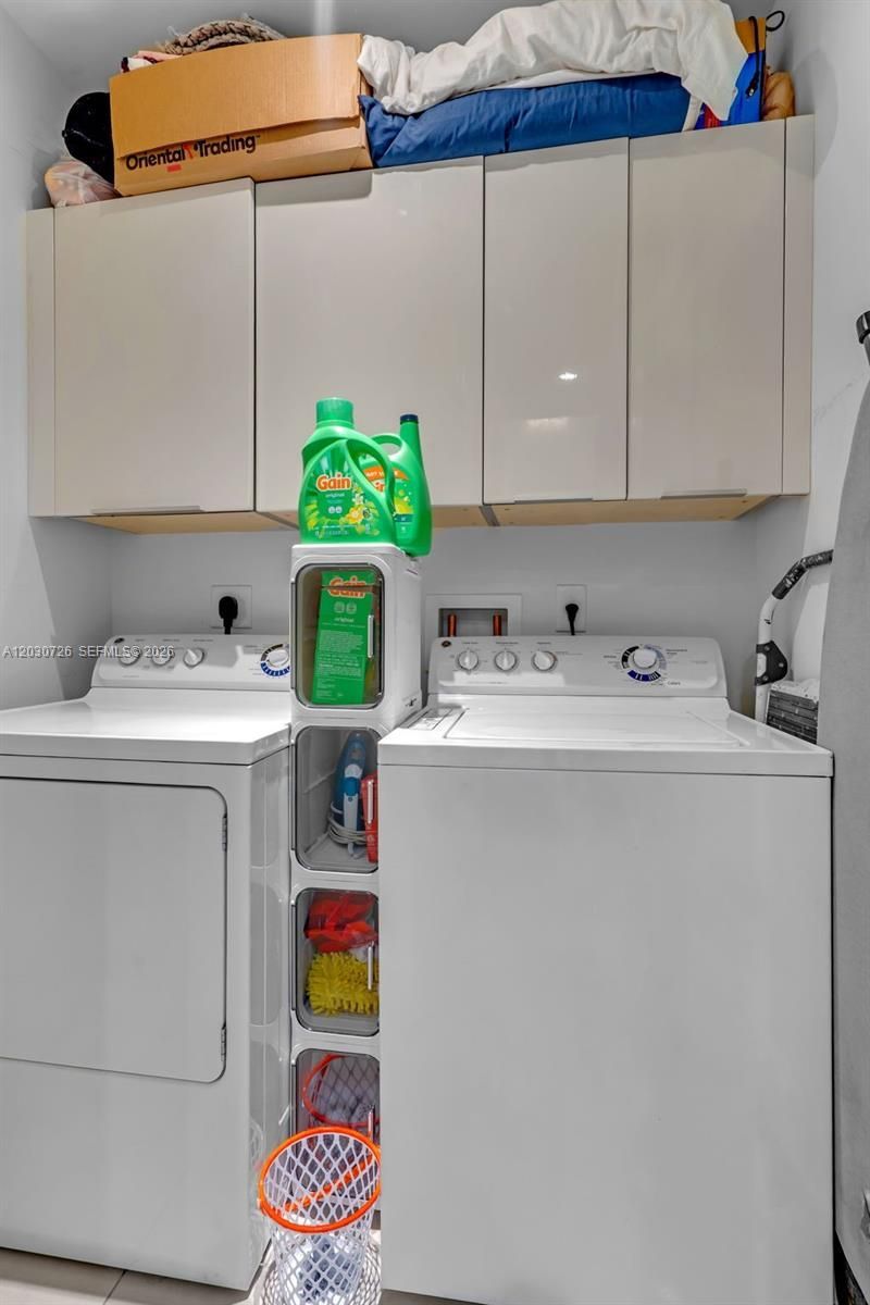10545 NW 63rd Ter , Doral, FL 33178 Photo