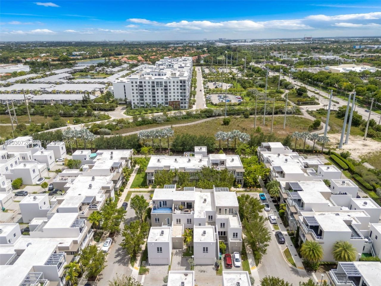 10545 NW 63rd Ter , Doral, FL 33178 Photo