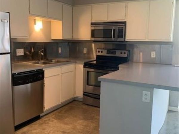 1013 W 23rd ST, Unit 202, Austin, TX 78705
