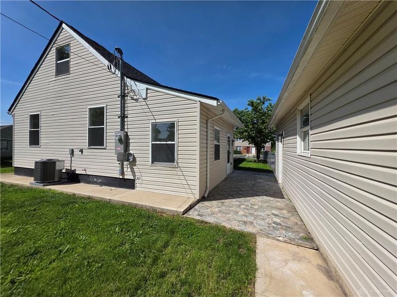 1365 Saint Adalbert Avenue, Dayton, OH 45404 Photo 62