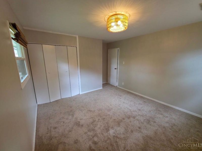 8490 Smallwood Lane, Sycamore Township, OH 45236 Photo 11