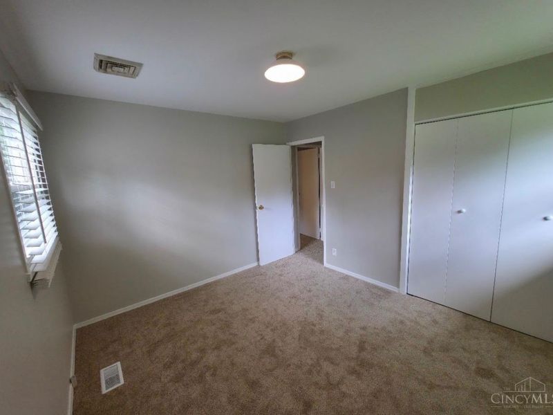 8490 Smallwood Lane, Sycamore Township, OH 45236 Photo 14