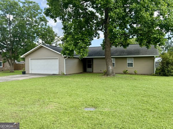 104 Woodcarver Trail, Warner Robins, GA 31093