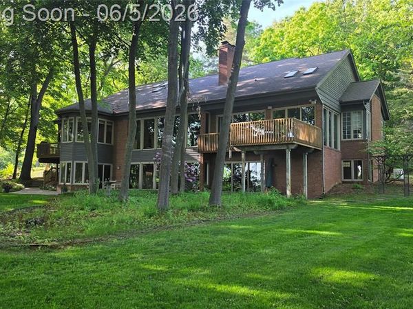 2323 Addaleen Road, Highland Twp, MI 48357