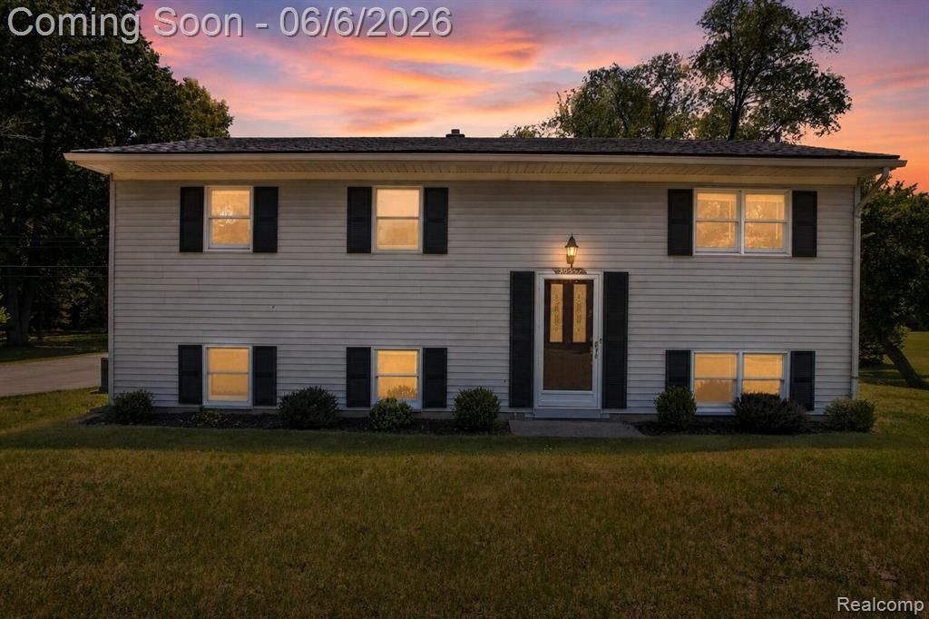 38561 Belliveau Street, Westland, MI 48185 Main Photo
