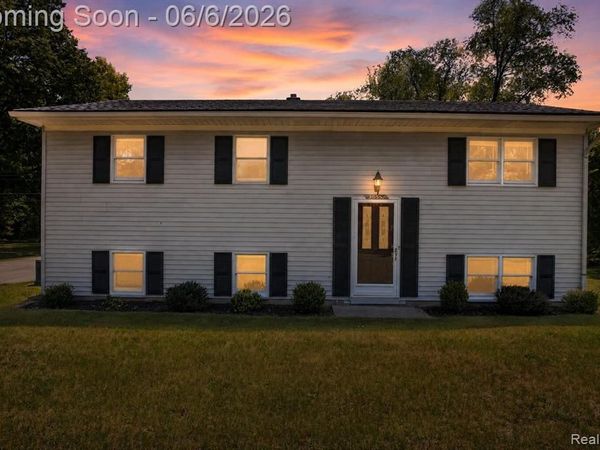 38561 Belliveau Street, Westland, MI 48185