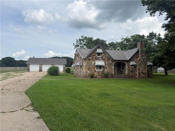 11038 S Wedington Blacktop Road , Lincoln, AR 72744