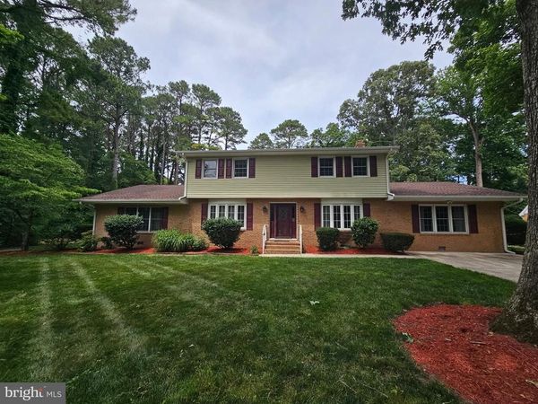 8300 ROBIN HOOD DRIVE, SALISBURY, MD 21804