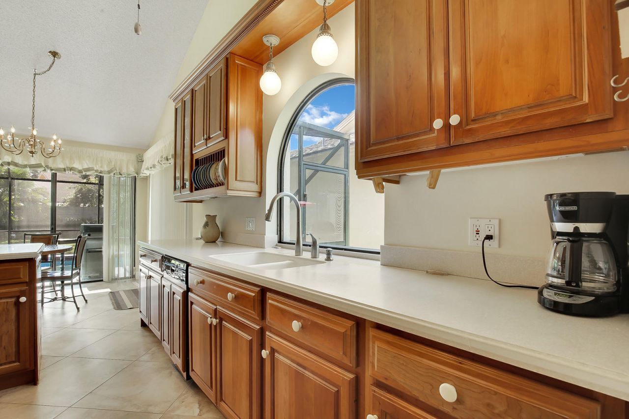 211 E River Park Drive, Jupiter, FL 33477 Photo