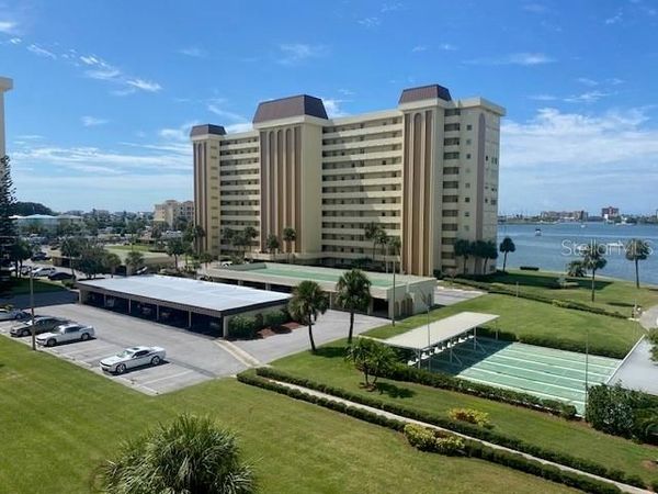 4575 COVE CIR , Unit 505, ST PETERSBURG, FL 33708
