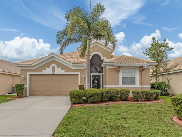 304 LANGHOLM DRIVE , VENICE, FL 34293