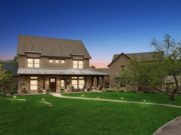 206 Rodeo Drive, Azle, TX 76020