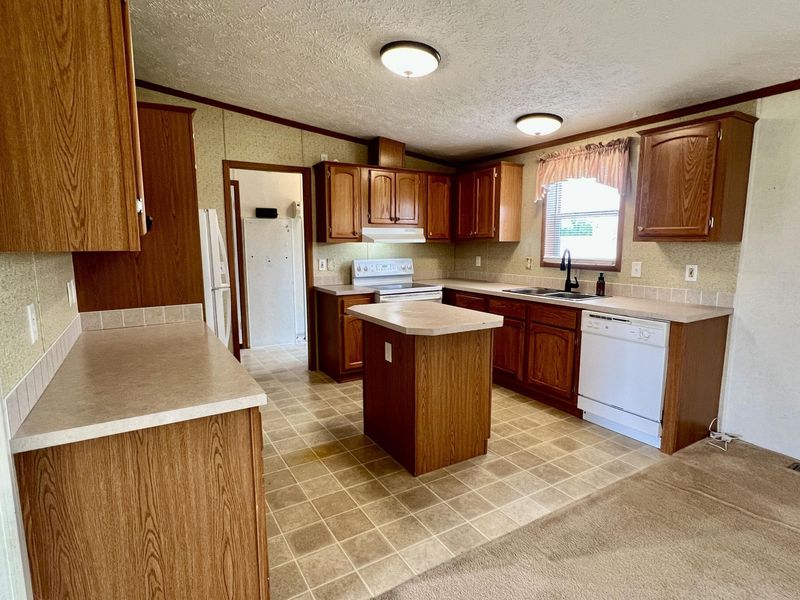 475 N Main Street, Lakeview, OH 43331 Photo 17