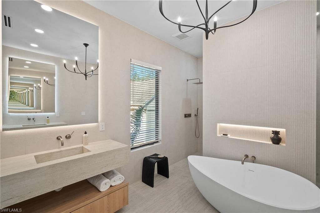 1364 Cypress Woods Dr , Naples, FL 34103 Photo