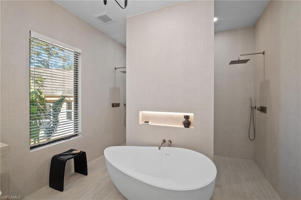 1364 Cypress Woods Dr , Naples, FL 34103 Photo