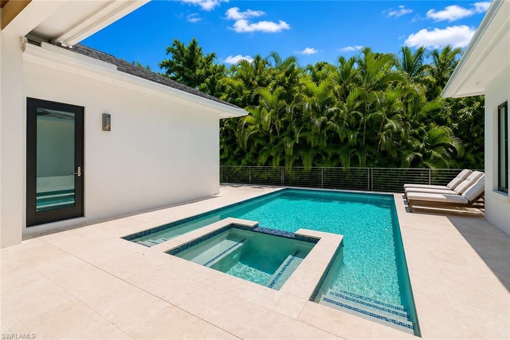 1364 Cypress Woods Dr , Naples, FL 34103 Photo