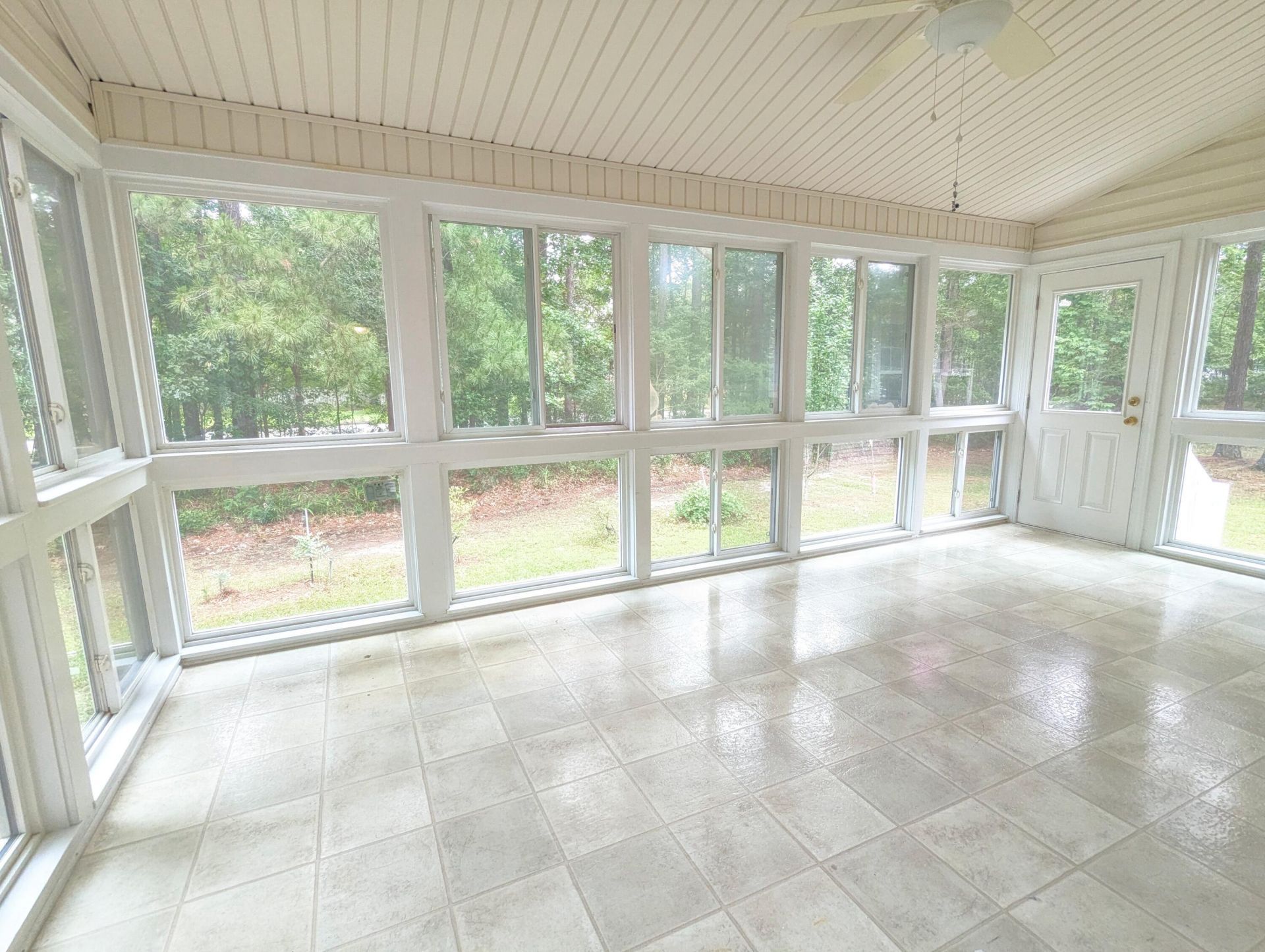 150 Haleswood Circle Photo 11