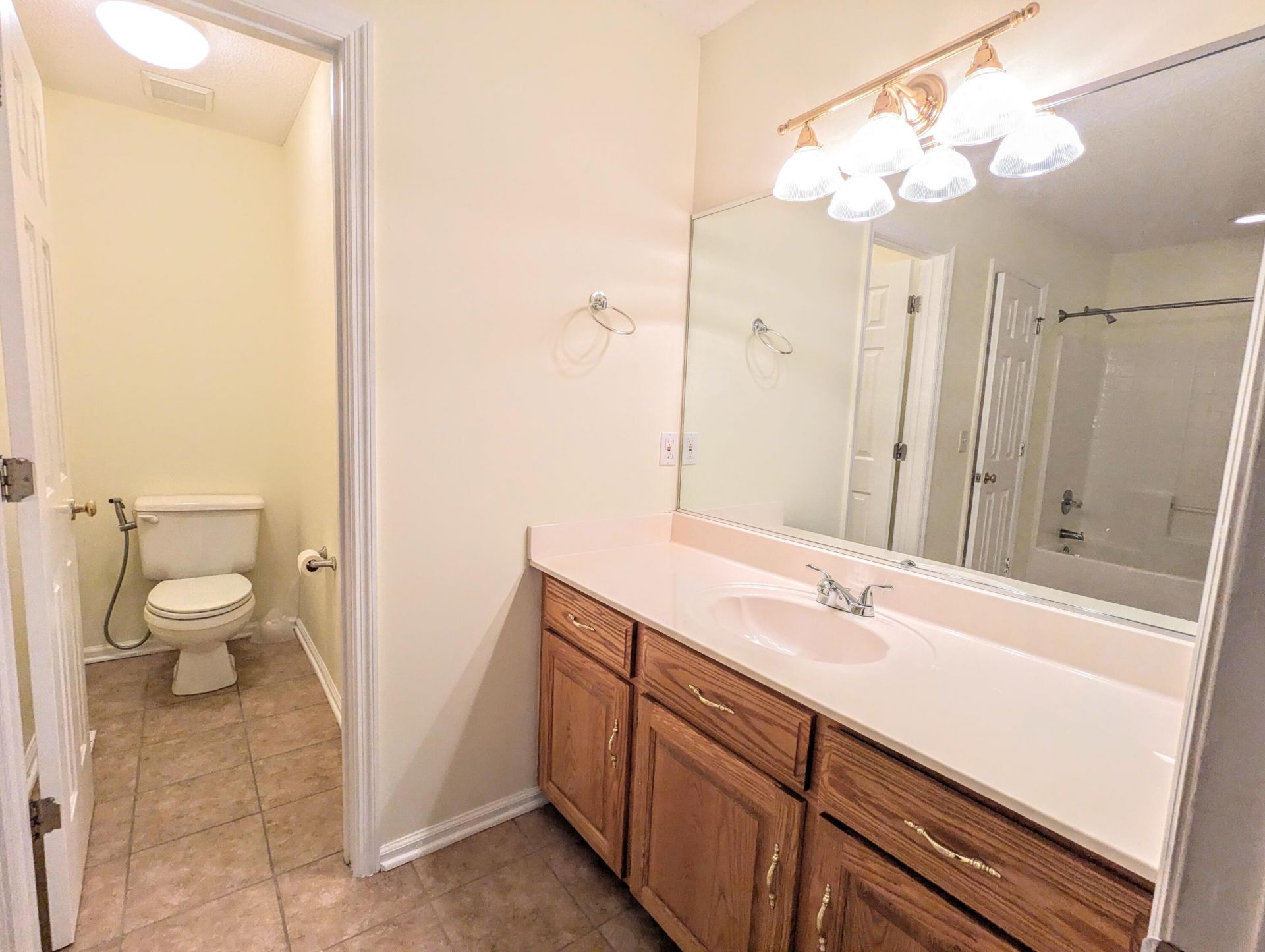 150 Haleswood Circle Photo 14