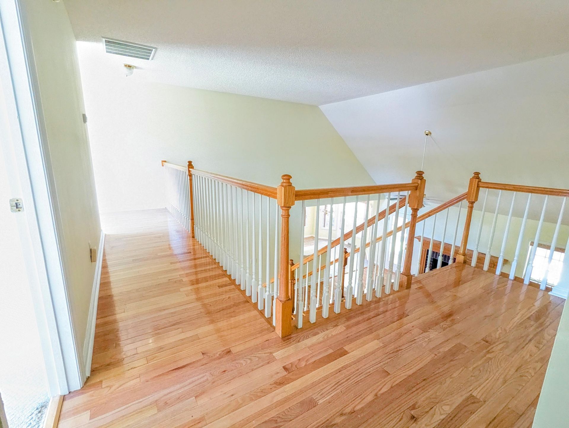 150 Haleswood Circle Photo 17