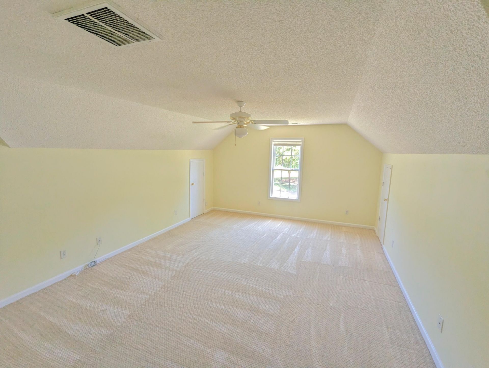 150 Haleswood Circle Photo 24