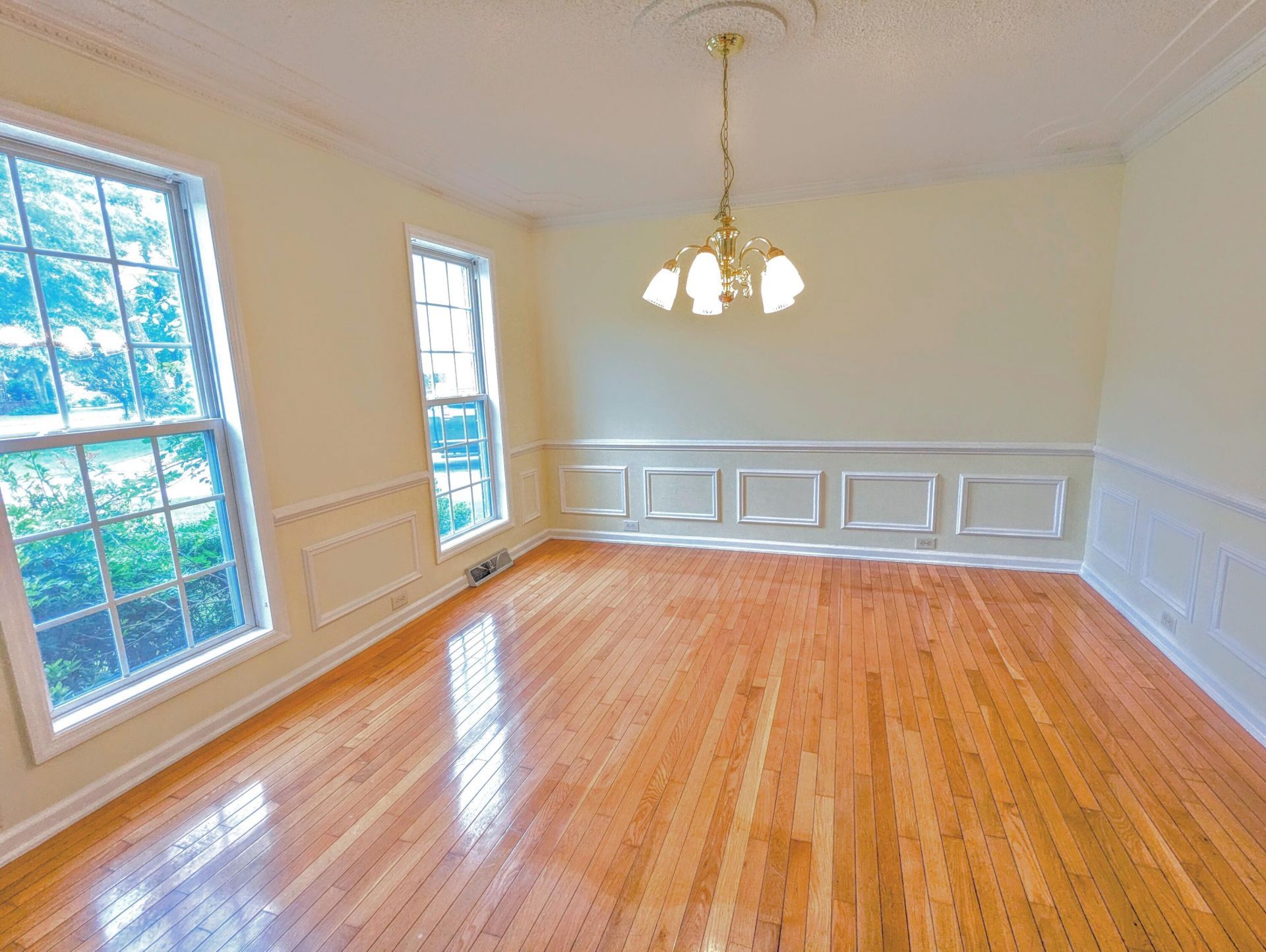 150 Haleswood Circle Photo 4