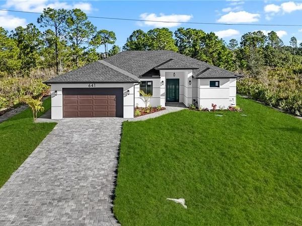 641 Camilla ST E, LEHIGH ACRES, FL 33974