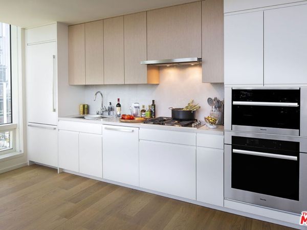 877 Francisco Street, Unit 2002, Los Angeles, CA 90017