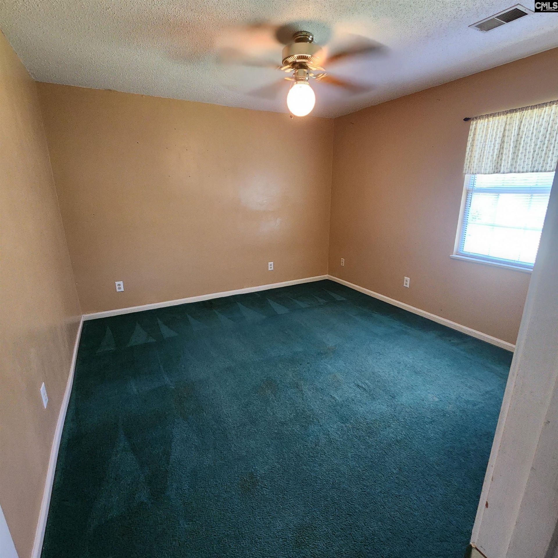 213 Fox Crossing Road  Photo 15
