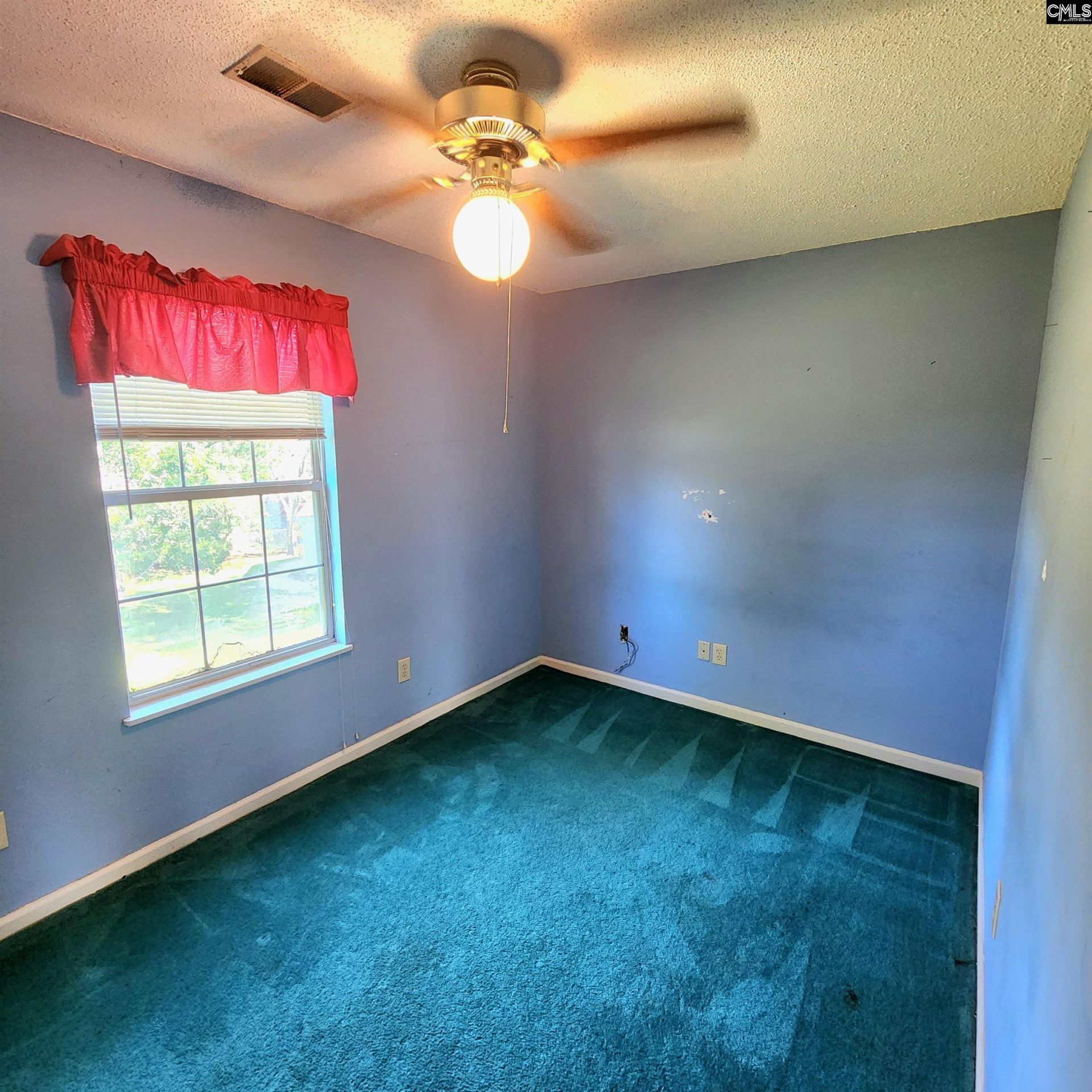 213 Fox Crossing Road  Photo 17
