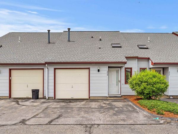 258 Stonebridge Drive, Nashua, NH 03063