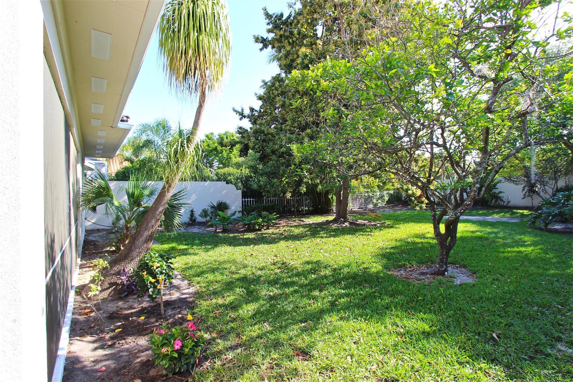 160 Lost Bridge Drive, Palm Beach Gardens, FL 33410 Photo