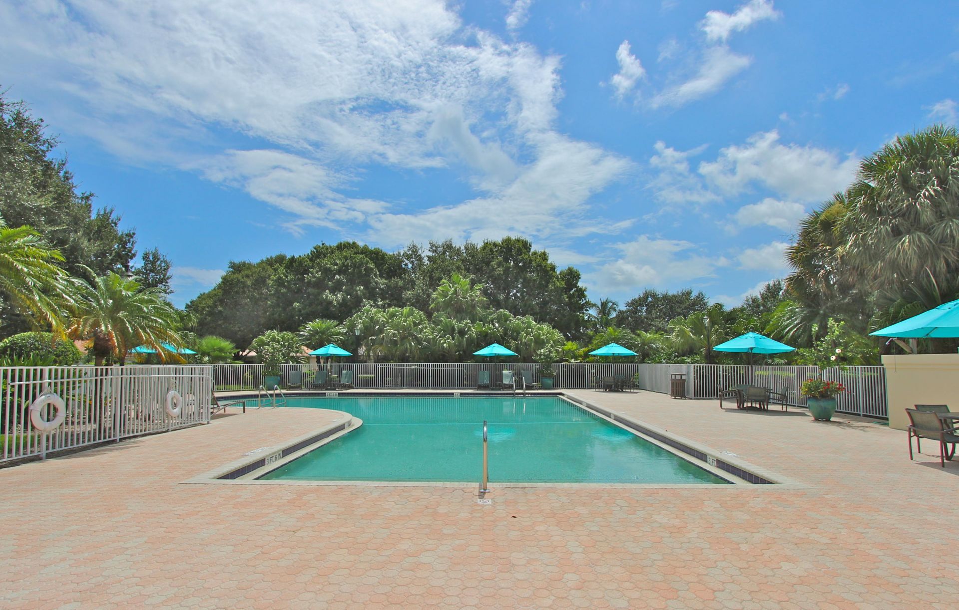 160 Lost Bridge Drive, Palm Beach Gardens, FL 33410 Photo