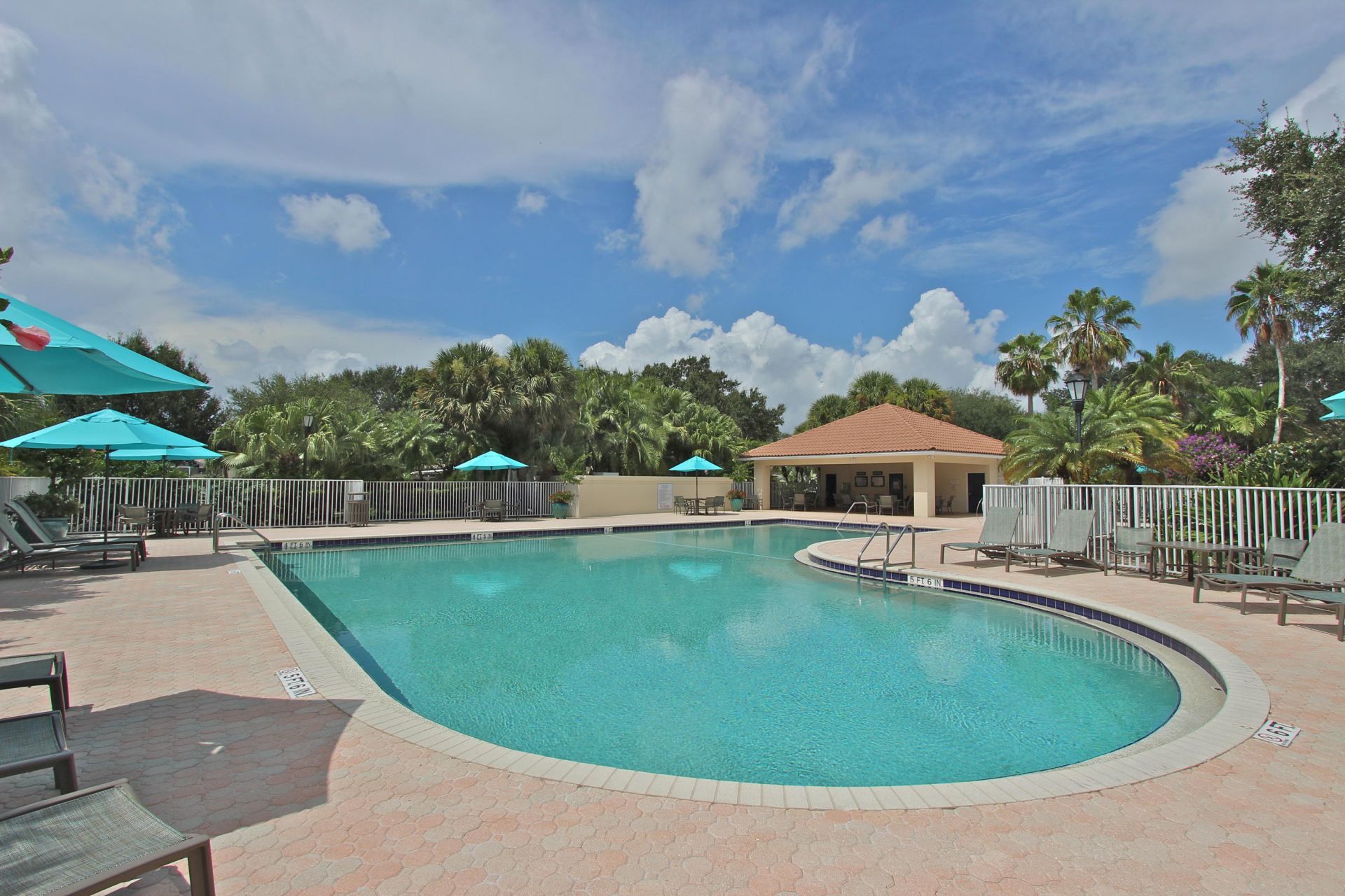 160 Lost Bridge Drive, Palm Beach Gardens, FL 33410 Photo