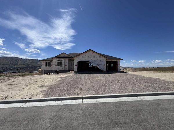 3368 Dartagnan, Pocatello, ID 83204