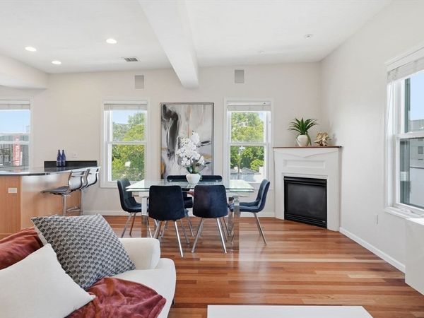 841 Saratoga St, Unit 3, Boston, MA 02128