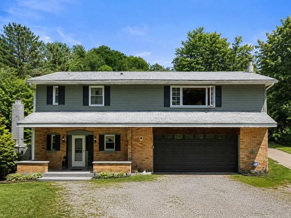 12 Tiffany Lane, Moundsville, WV 26041