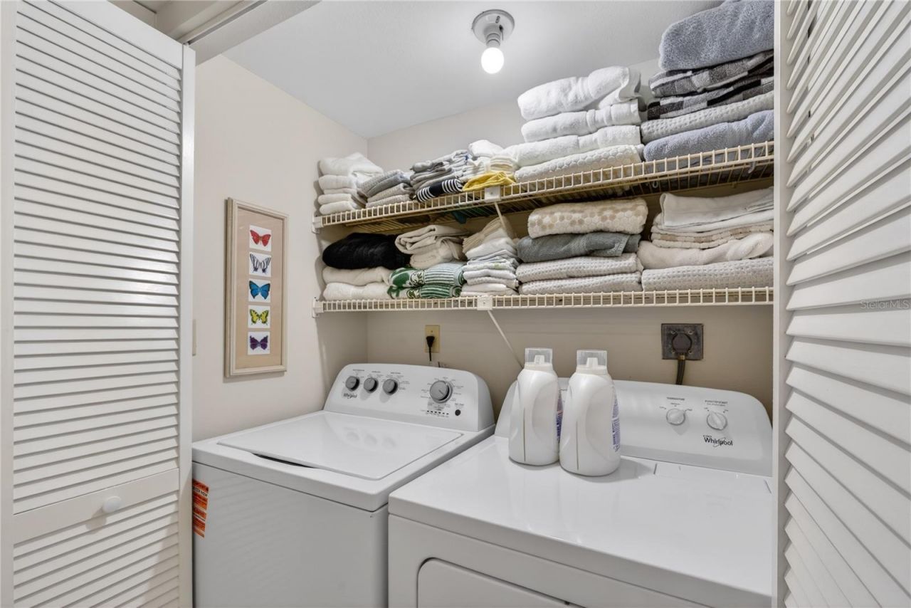 1128 W Peppertree Lane , Unit 111, Sarasota, FL 34242 Photo