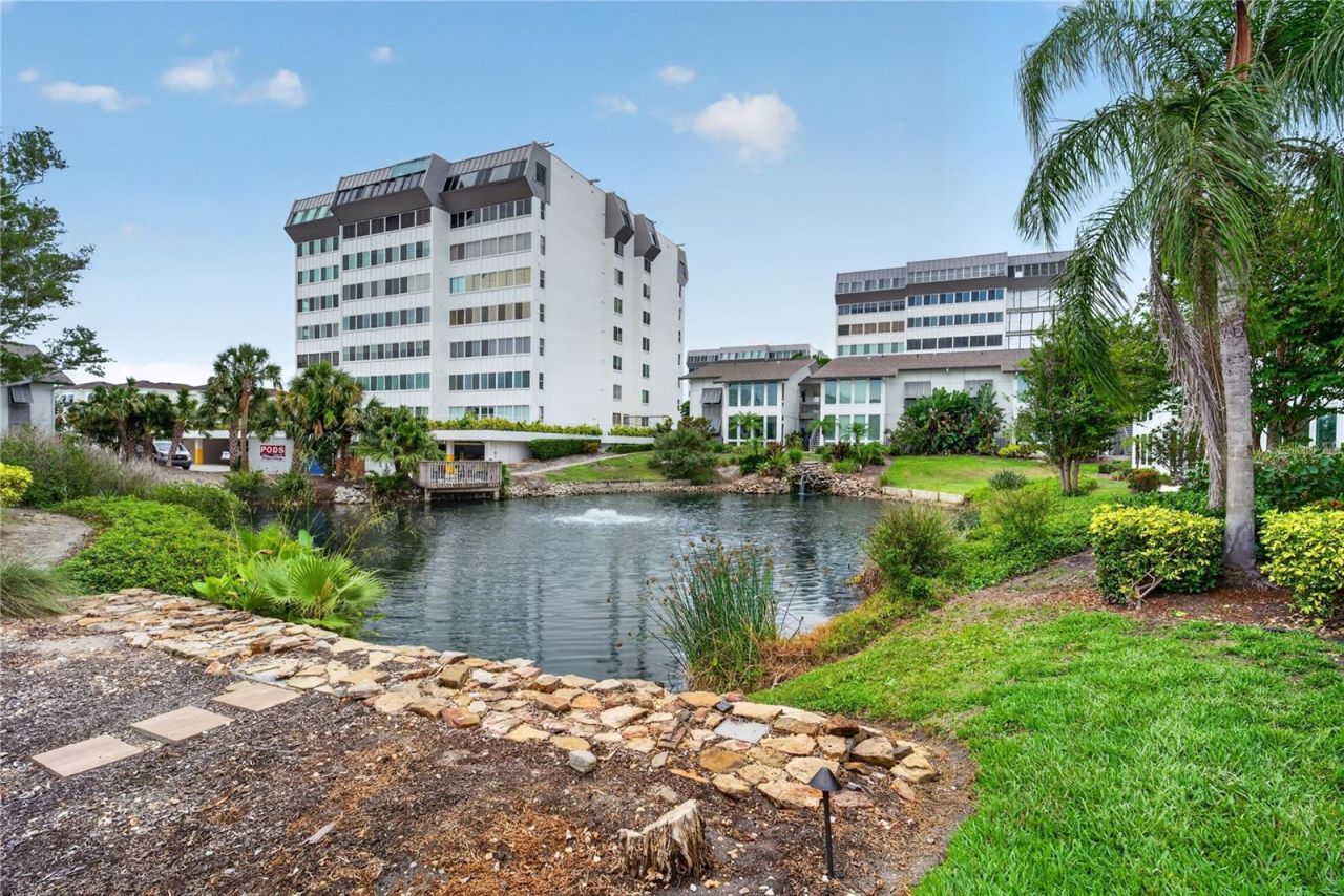 1128 W Peppertree Lane , Unit 111, Sarasota, FL 34242 Photo