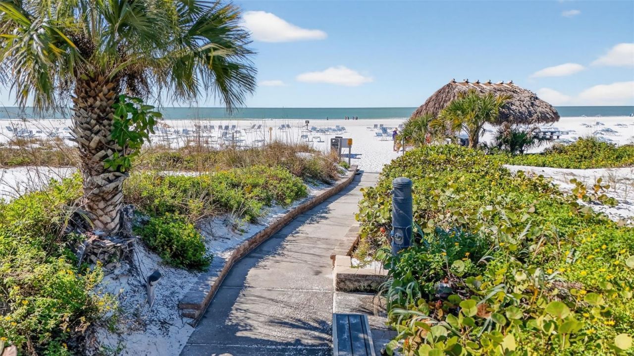 1128 W Peppertree Lane , Unit 111, Sarasota, FL 34242 Photo