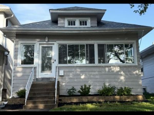 741 S Cuyler Street , Oak Park, IL 60304