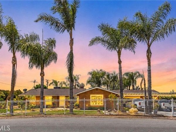 19345 Warren , Riverside, CA 92508