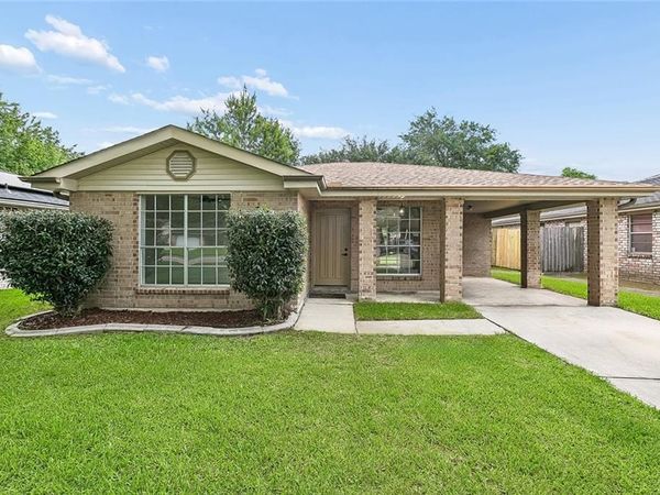118 DIANNE Drive, St Rose, LA 70087