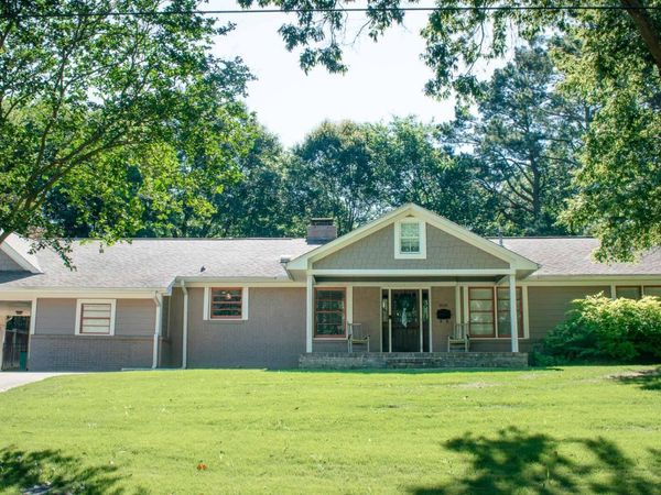 820 Chester St., Tupelo, MS 38804