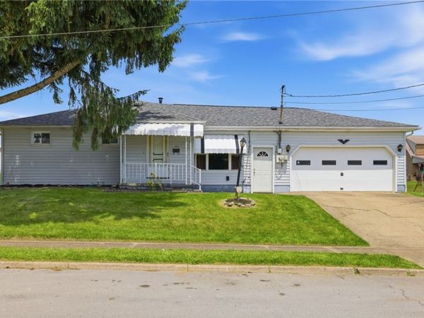 1003 Hazel Street , New Castle, PA 16101