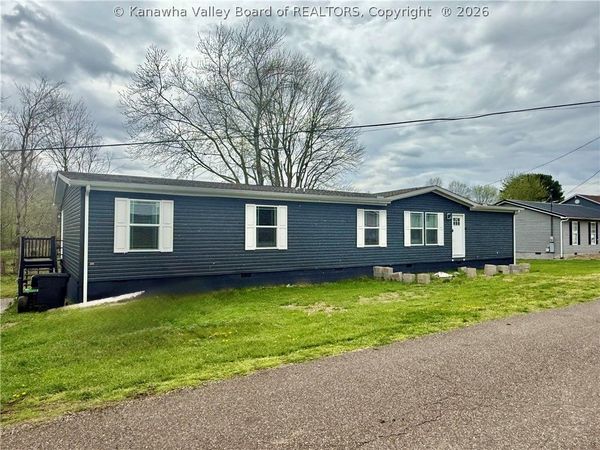 202 Brook Lane, Point Pleasant, WV 25550
