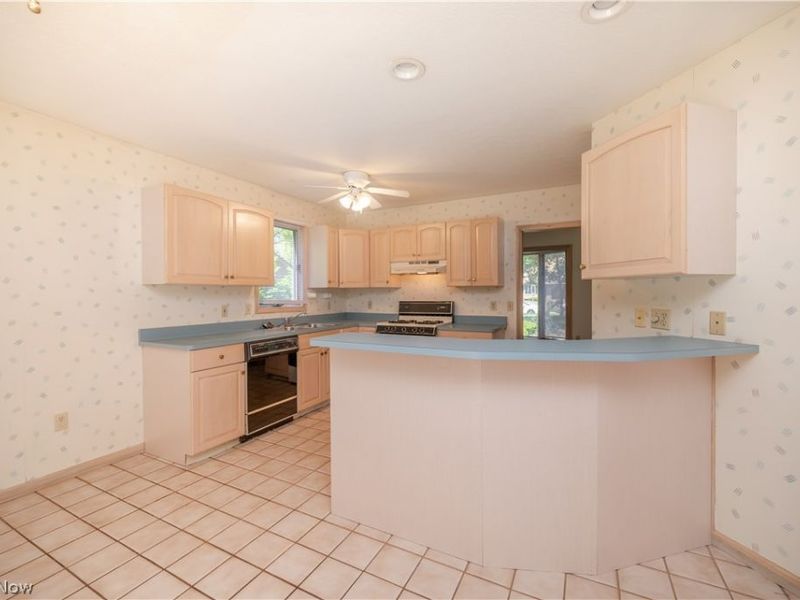 9114 Inverrary Drive SE, Howland, OH 44484 Photo 12