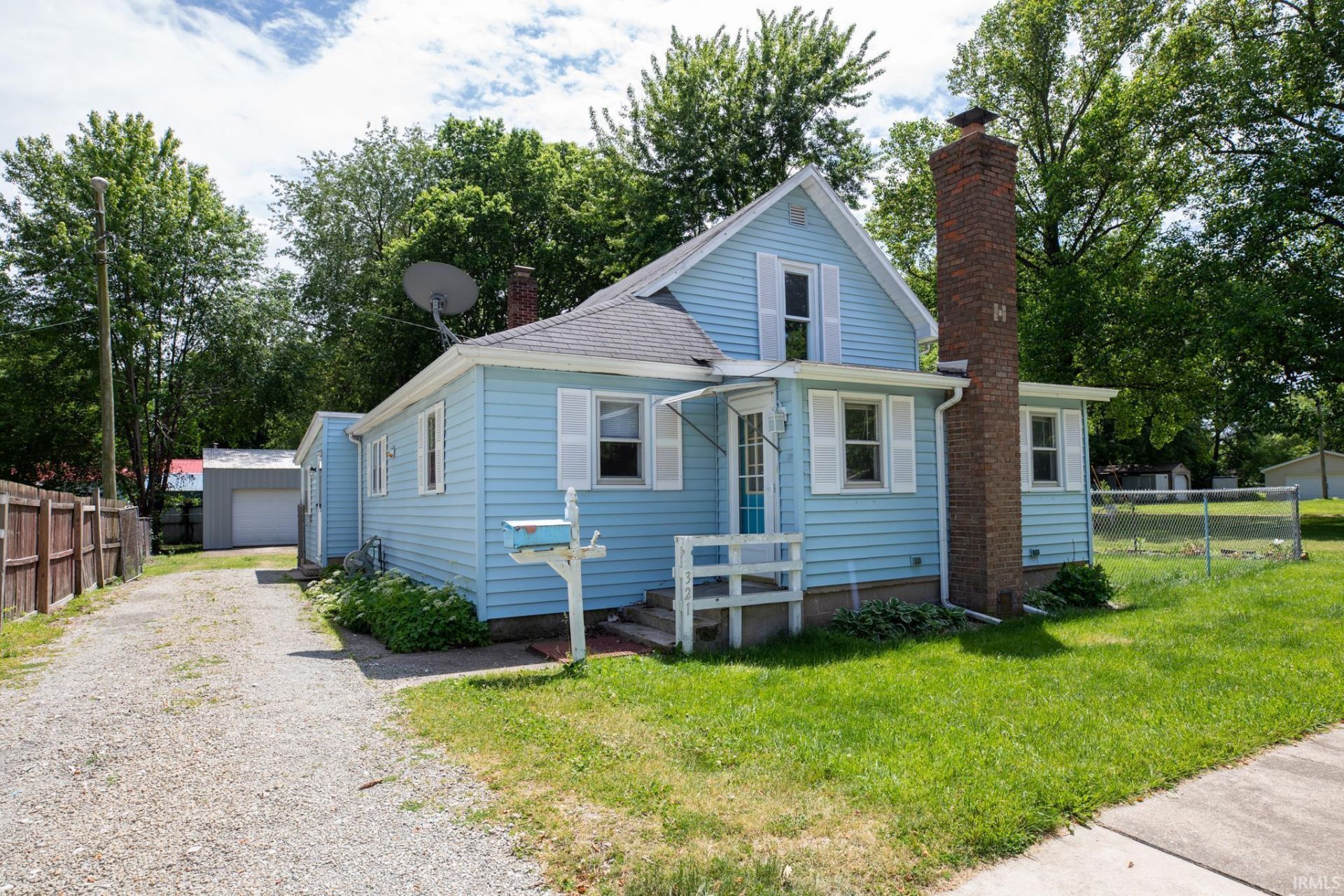 321 E Cherry Street, Argos, IN 46501 Main Photo
