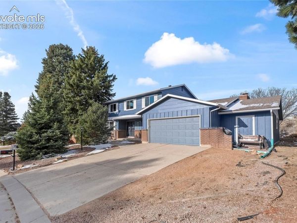 6820 Dauntless Court, Colorado Springs, CO 80919
