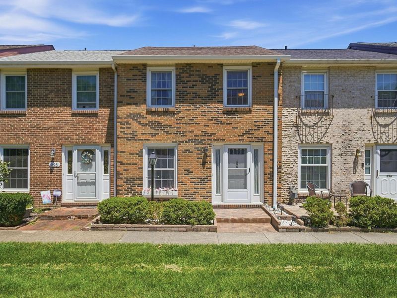 596 Pamlico Street, Unit X4, Columbus, OH 43228 Photo 2